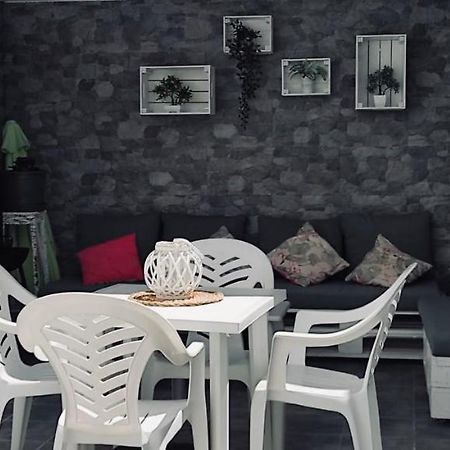 Apartamento Yale ティアス エクステリア 写真