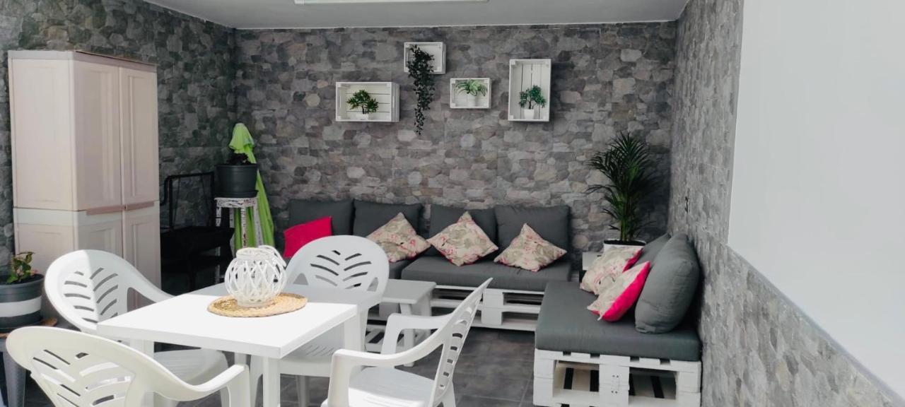 Apartamento Yale ティアス エクステリア 写真