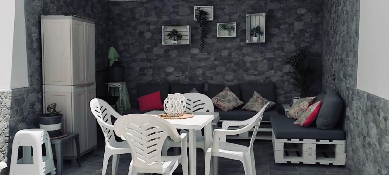 Apartamento Yale ティアス エクステリア 写真