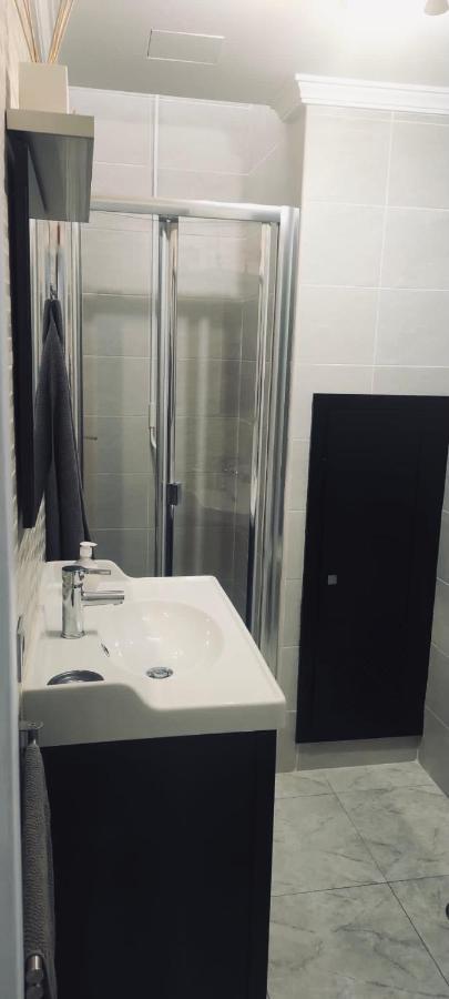 Apartamento Yale ティアス エクステリア 写真