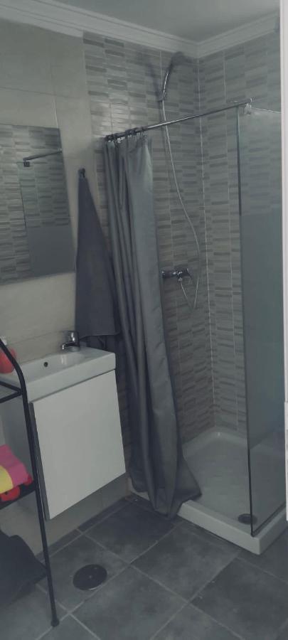 Apartamento Yale ティアス エクステリア 写真